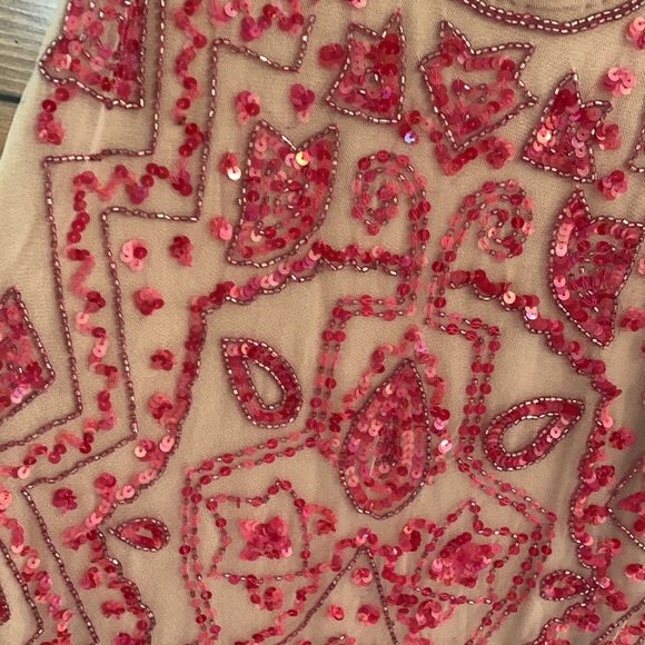 Sequin top. - Picture 3 of 4